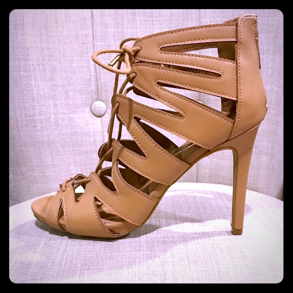 Anne Michelle Heels